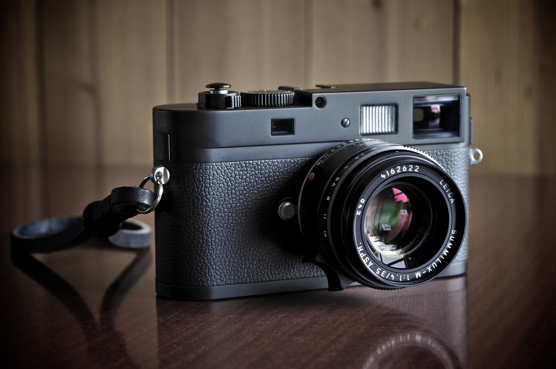 выкуп фотоаппаратов Leica