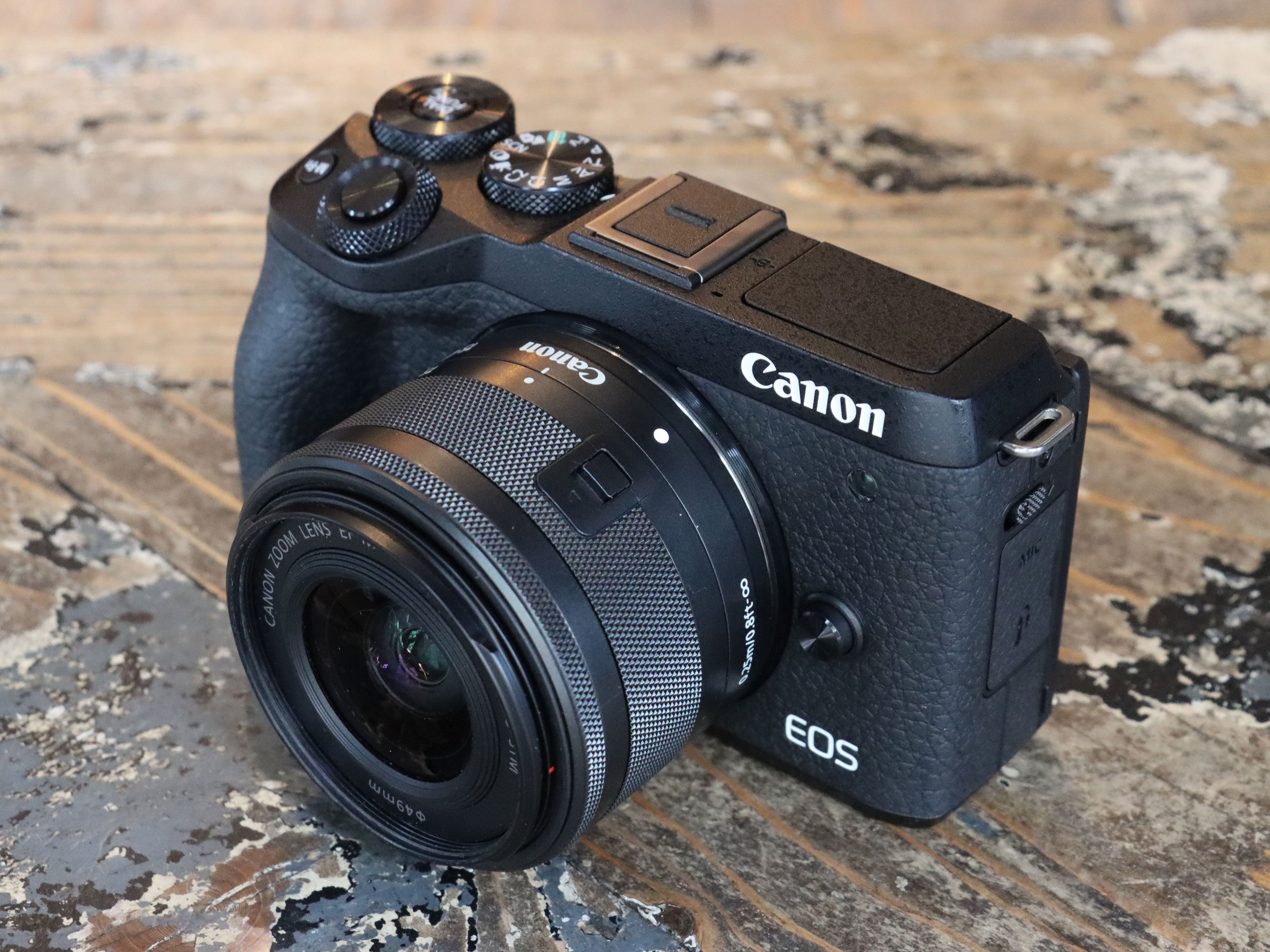 скупка фототехники Canon EOS M6